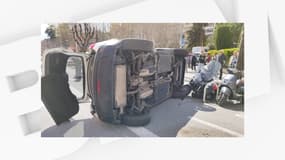 Le véhicule accidenté à Nice après le refus d'obtempérer