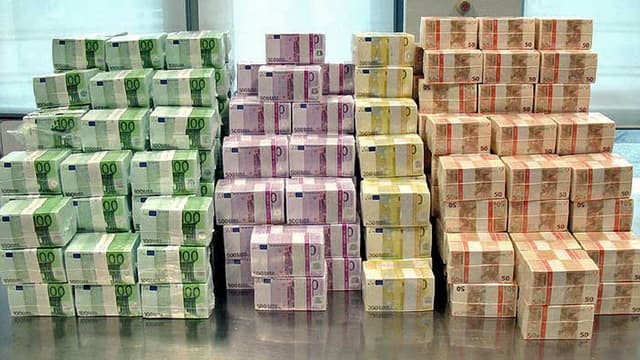 Le niveau de salaire à la FIFA correspond à peu près au salaire moyen des banquiers privés de Julius Baer.