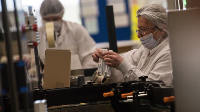 Au dernier trimestre de l'année 2019, les créations nettes d'emplois ont progressé de 0,5% à 88.800 postes, après +39.900 le trimestre précédent, pour atteindre 19,74 millions d'emplois dans le privé en France.