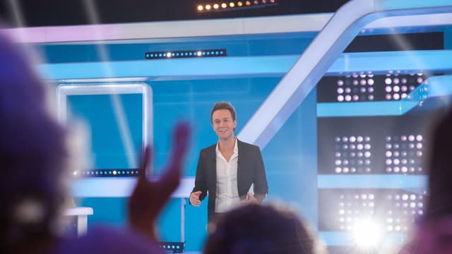 Le jeu 'Slam' sur France 3 bat régulièrement 'Cinq à sept avec Arthur' sur TF1
