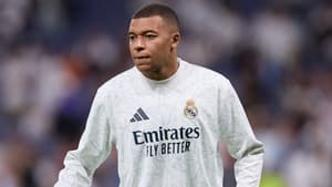 Kylian Mbappé lors d'un échauffement du Real Madrid avant un match de Liga, le 5 octobre 2024