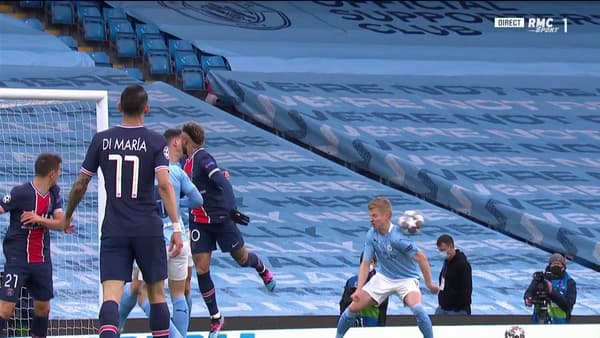 Oleksandr Zinchenko lors du match Manchester City-PSG, le 4 mai 2021