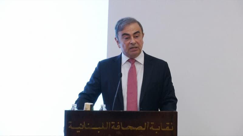 Carlos Ghosn lors de sa conférence de presse à Beyrouth.