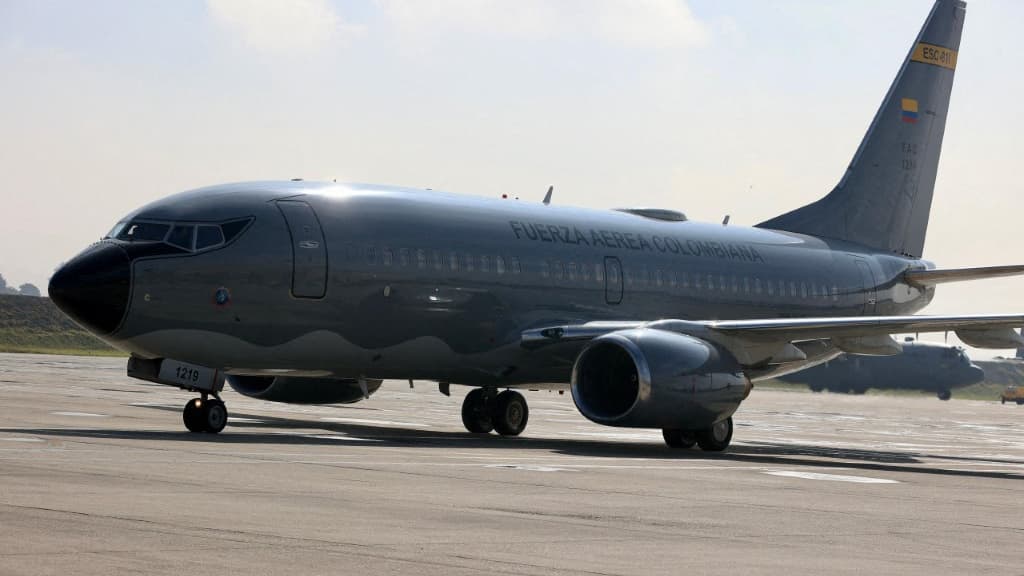 Colombia: Army announces military plane crash kills 8 and injures 83