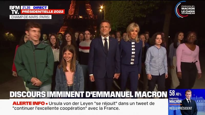 Emmanuel Macron arrive au Champ-de-Mars sur l'hymne européen