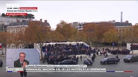 11-Novembre: Emmanuel Macron redescend les Champs-Élysées pour la fin de la cérémonie