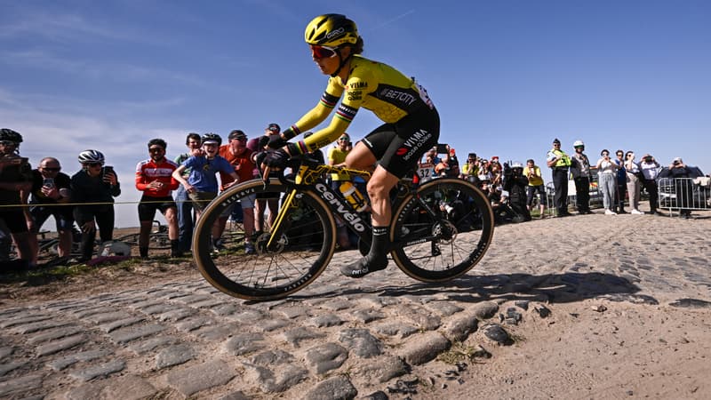 Pauline Ferrand Prevot sur le Paris Roubaix 12 avril 2025 2065191