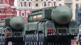 Un missile intercontinental russe présenté lors d'une parade à Moscou, le 9 mai 2021.