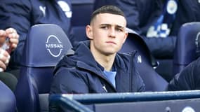 Phil Foden attendant son heure lors du match contre Aston Villa, le 12 février 2023