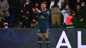 Kylian Mbappé auteur d'un doublé avec le PSG