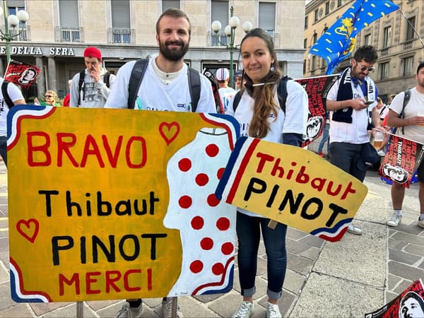 Les supporters de Thibaut Pinot le 07.10.2023