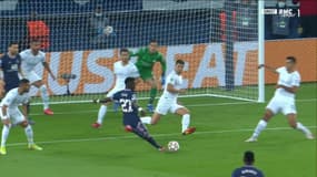 Le but d'Idrissa Gueye lors de PSG-Manchester City