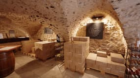 Le Domaine Bertaud Belieu allie tradition, savoir-faire et excellence dans sa production de ses vins.