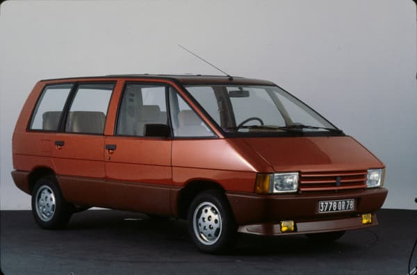 La première génération de Renault Espace dévoilée en 1983.