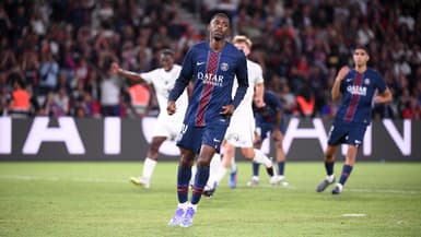 Ousmane Dembélé regrettant son pénalty manqué face à Angers, le 22 aout 2025