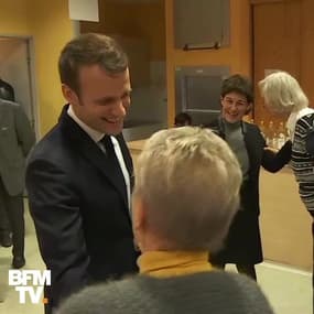 "Un peu de couleur ce serait beau." Le conseil vestimentaire d'une dame au Président