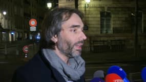 "Ma campagne continue." Cédric Villani annonce qu'il maintient sa candidature à la mairie de Paris