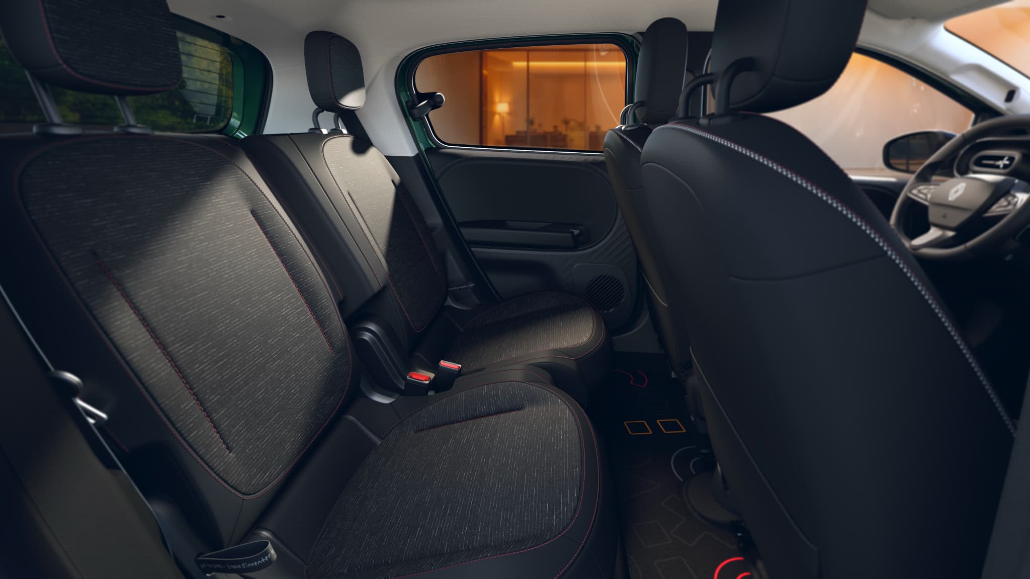 Dois assentos individuais deslizantes na parte traseira deste novo Twingo.