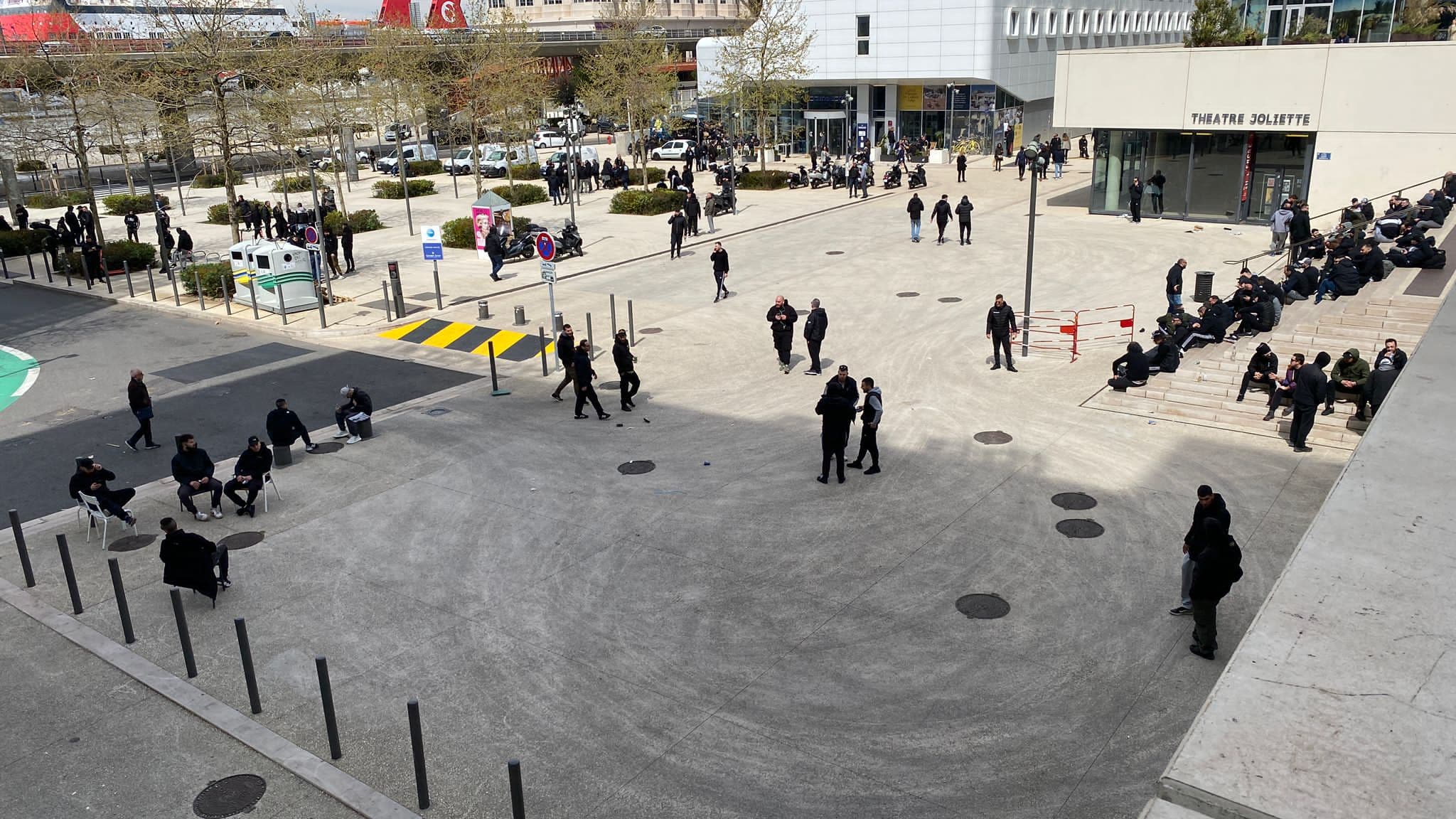 La Joliette à Marseille avec des supporters du PAOK Salonique