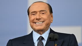 Le leader de Forza Italia Silvio Berlusconi lors d'un rassemblement commun avec les partis de droite italien Frères d'Italie (Fratelli d'Italia), la Ligue (Lega) et Forza Italia, à Rome, le 22 septembre 2022.