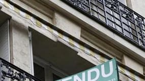 Les taux des prêts immobiliers ont légèrement remonté en juillet en France par rapport à leurs plus bas record de juin, interrompant un mouvement de baisse continu depuis début 2012, selon l'observatoire Crédit logement/CSA. Le taux moyen des prêts du sec