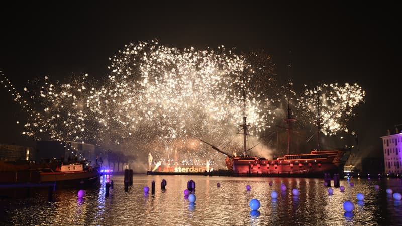 Des feux d'artifice à Amsterdam, le 1er janvier 2016. 