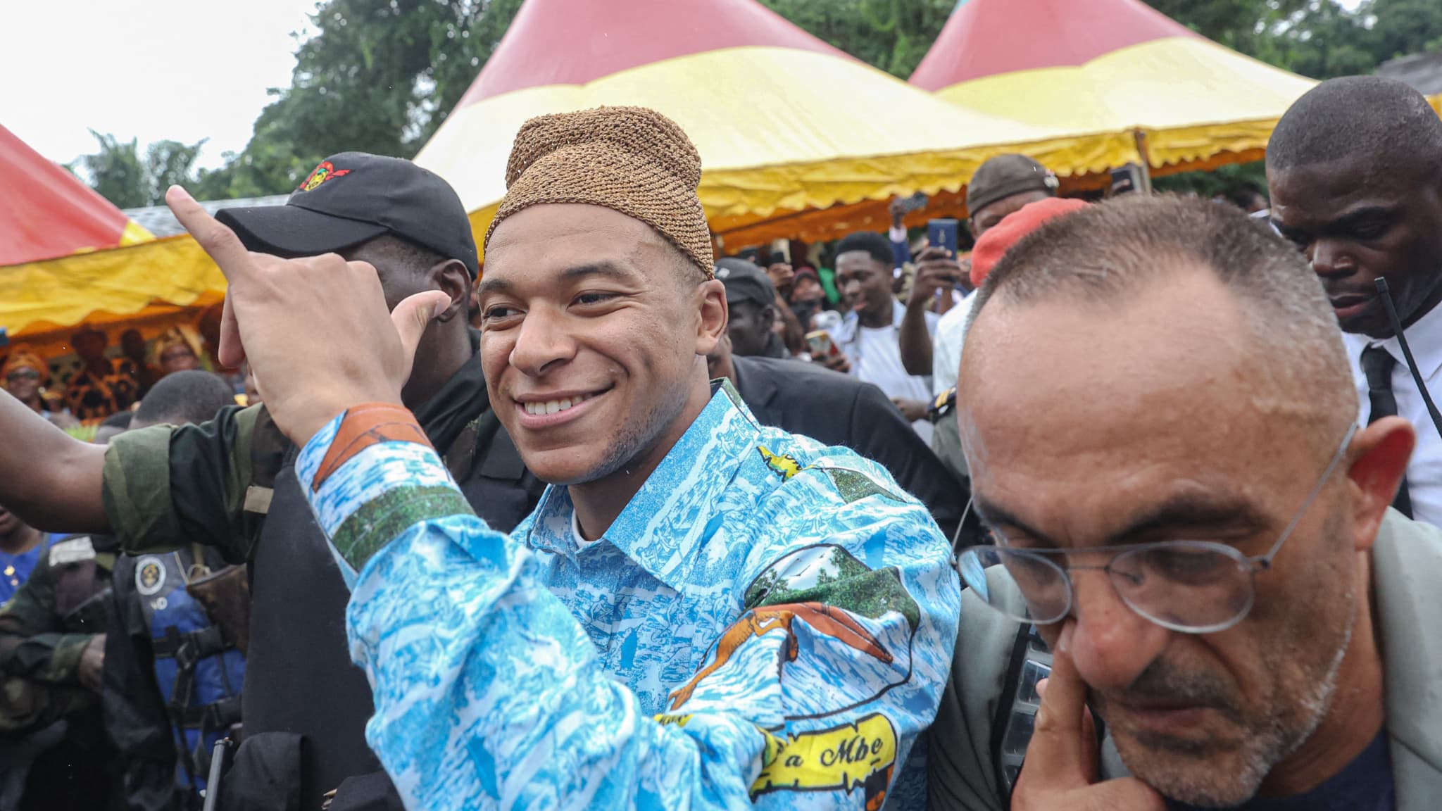 Kylian Mbappé lors de sa visite au Cameroun, 8 juillet 2023