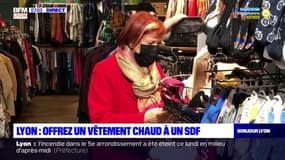 Lyon: une boutique propose aux clients d'offrir des vêtements chauds aux SDF