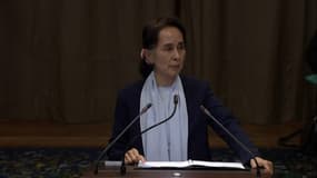 Rohingyas: Aung San Suu Kyi réfute toute "intention génocidaire"