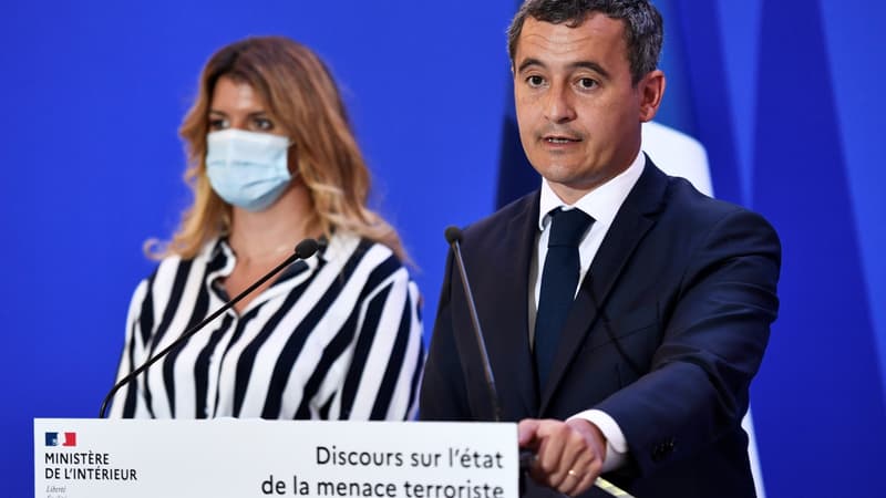 Le ministre de l'Intérieur Gérald Darmanin et Marlène Schiappa, ministre déléguée auprès du ministre de l'Intérieur, chargée de la Citoyenneté