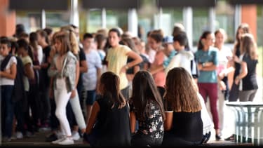Les chercheurs estiment que la fin de l'adolescence devrait être reculée de cinq ans. (Photo d'illustration)