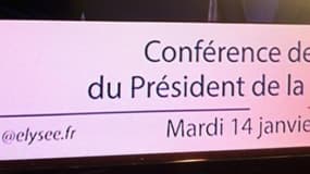 Le pupitre de François Hollande mardi 14 janvier