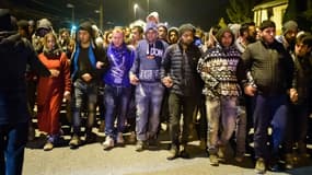 Migrants et réfugiés à leur arrivée le 20 octobre 2015 dans un centre à Sentilj à la frontière entre la Slovénie et l'Autriche