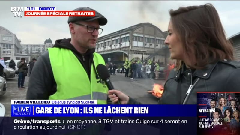 Retraites: à Gare de Lyon, les cheminots restent déterminés