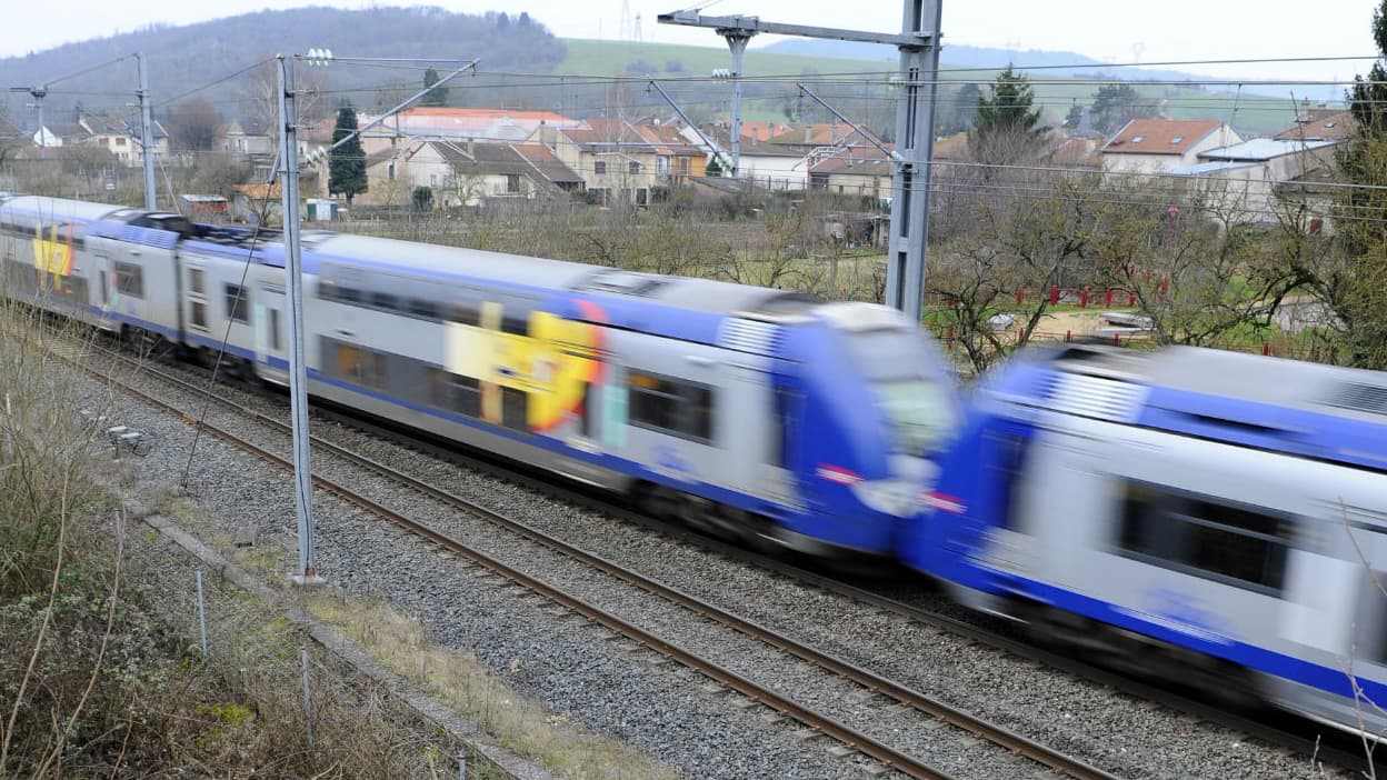 Boulogne-sur-mer: une personne percutée par un train près de la gare de neufchâtel-hardelot, la circulation interrompue