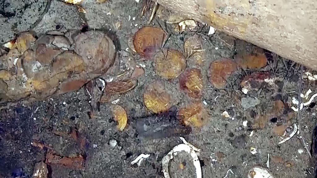 Des images du trésor contenu dans l'épave du galion San José Des images du trésor contenu dans l'épave du galion San José