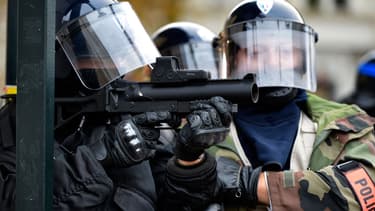 Le flashball va-t-il être abandonné par les forces de l'ordre?