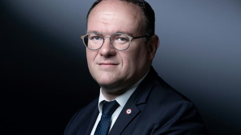 Damien Abad, ancien patron des députés LR, prend le ministère des Solidarités, de l'autonomie et des personnes handicapées. Photo du 21 mai 2021