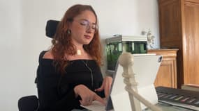 Annaëlle, étudiante atteinte de myopathie, le 28 octobre 2024, à Digne-les-Bains