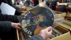 Un vinyle de Jimi Hendrix. 