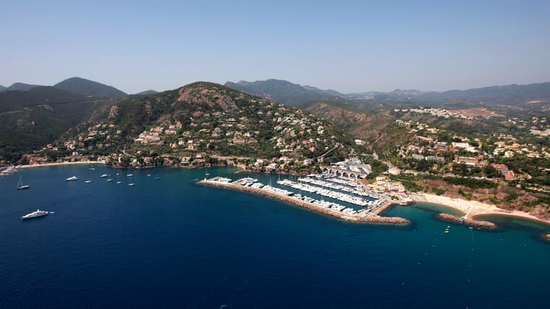 Un hélicoptère s'abîme en mer près de Cannes, les deux passagers décédés