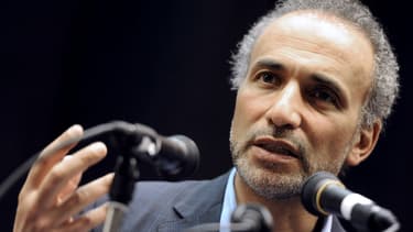 Tariq Ramadan lors d'une conférence de presse sur l'électorat musulman à Nanterre, le 4 mars 2012