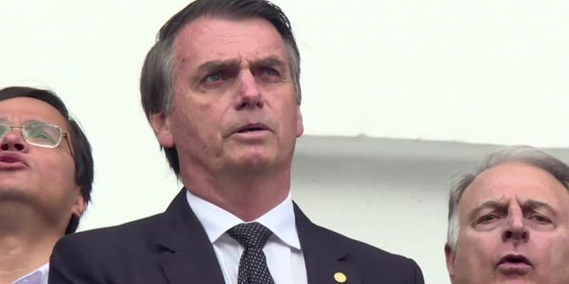 Le président brésilien Jair Bolsonaro a qualifié d'"inadmissible" le fait qu'une enfant de 11 ans ait interrompu sa grossesse légalement après avoir été victime d'un viol