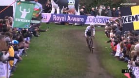 Mathieu Van der Poel à Hulst, le 30 décembre 2023.