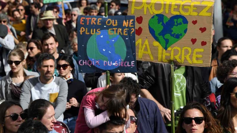 Des milliers de jeunes doivent manifester vendredi pour réclamer des actions contre le changement climatique (illustration).