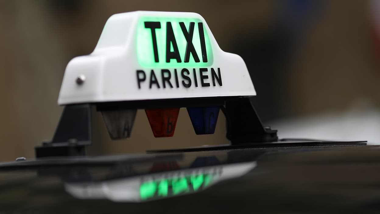 Paris: Un boîtier pour aider les restaurants à commander votre taxi