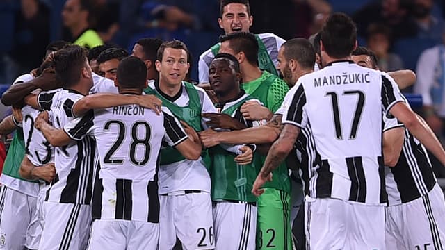 La Juventus a remporté la douzième Coupe d'Italie de son histoire, face à la Lazio au stade olympique de Rome (2-0).