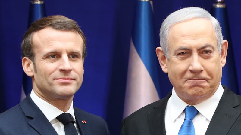 Emmanuel Macron, reçu par le Premier ministre israélien Benjamin Netanyahu  en marge du 75e anniversaire de la libération d'Auschwitz, à Jérusalem, le 22 janvier 2020. Photo d'illustration