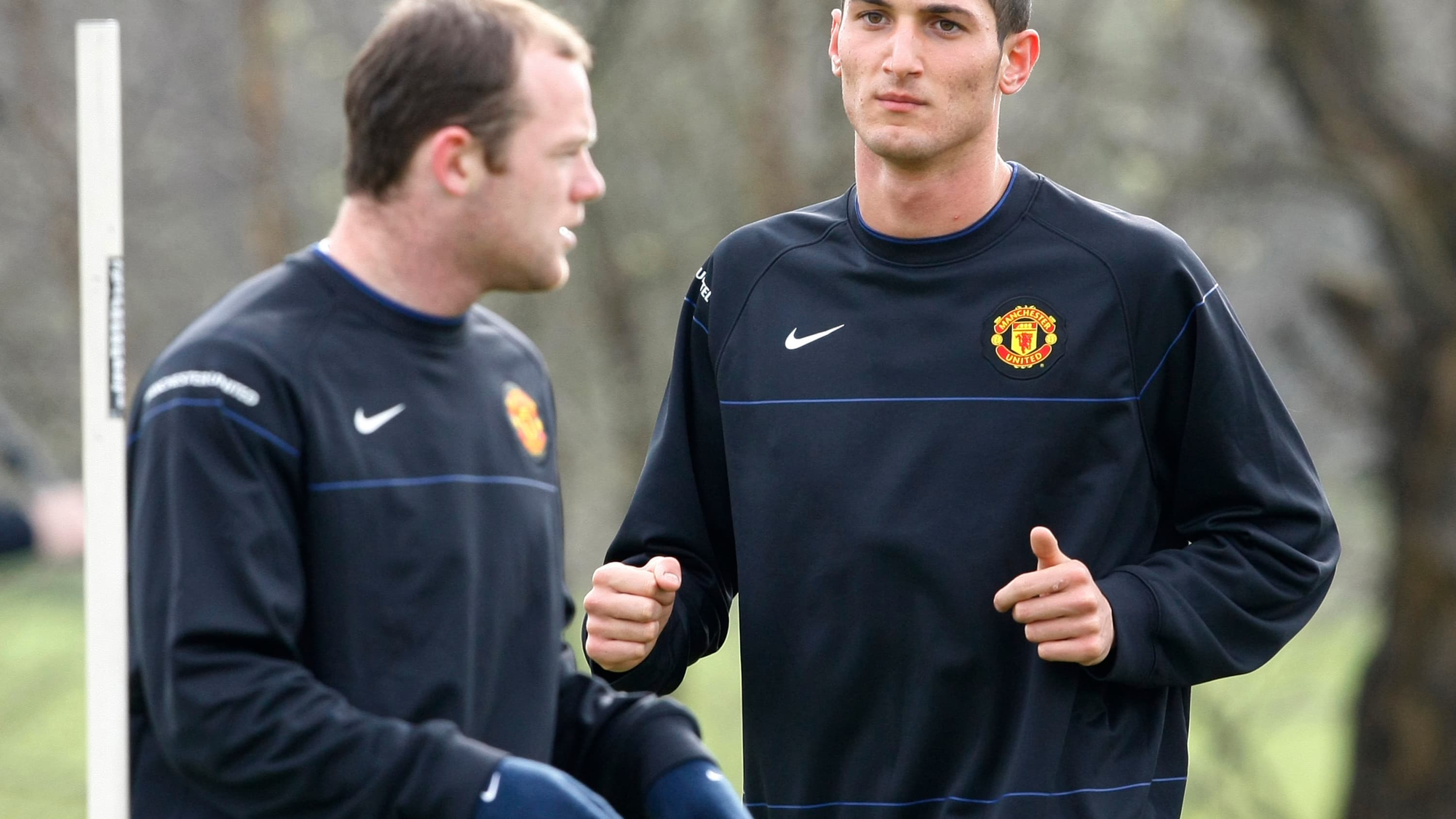 Federico Macheda et Wayne Rooney à Manchester United Federico Macheda et Wayne Rooney à Manchester United