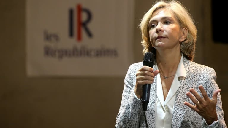 Valérie Pécresse lors d'un meeting à Saint-Julien-les-Villas, dans l'Aube, le 4 novembre 2021